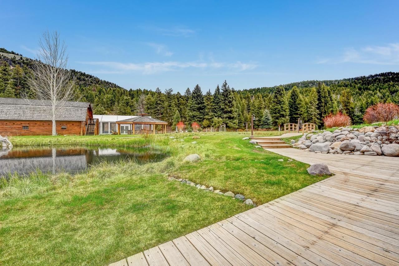 Rainbow Ranch *
