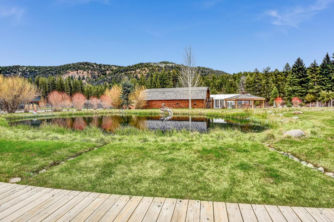 Rainbow Ranch Lodge Big Sky